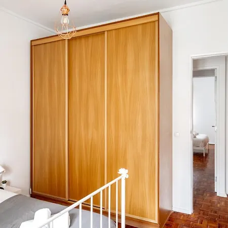 Spacious 3 Bedroom In The Heart Of Arroios Apartamento Lisboa