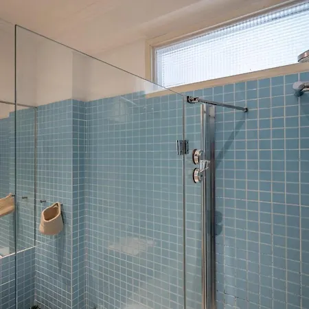 Spacious 3 Bedroom In The Heart Of Arroios Lisbon