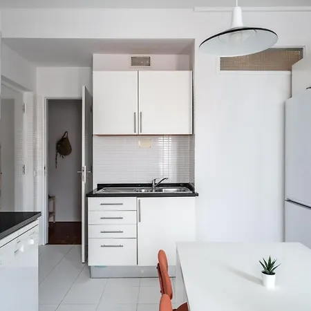 Apartment Spacious 3 Bedroom In The Heart Of Arroios
