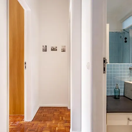 Apartment Spacious 3 Bedroom In The Heart Of Arroios Lisbon